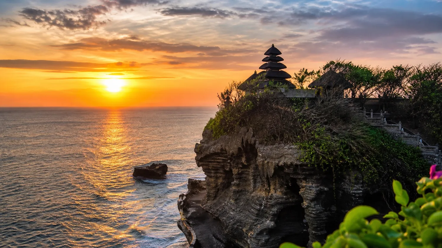 Uluwatu Temple at sunset, Bali